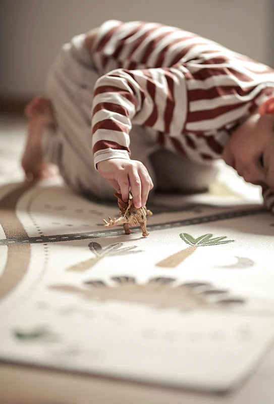 Nattiot Little Jurassic woven rug