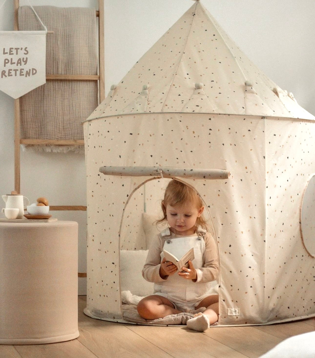3 Sprouts recycled fabric play tent- Terrazzo Beige