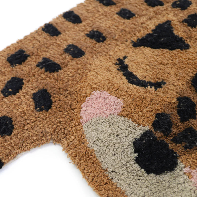 Nattiot Hand Tufted Little Cheetah rug
