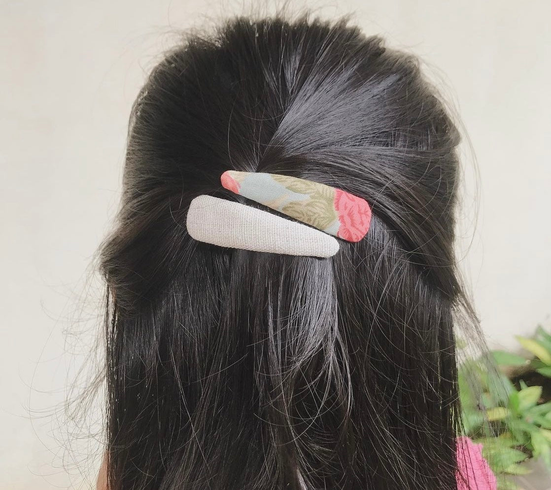 Exclusively handmade linen hair-clips— Mary Lou (6pcs)