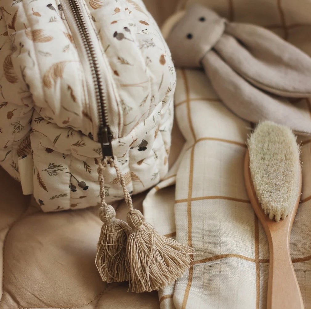 Avery Row Wash bag - Grasslands