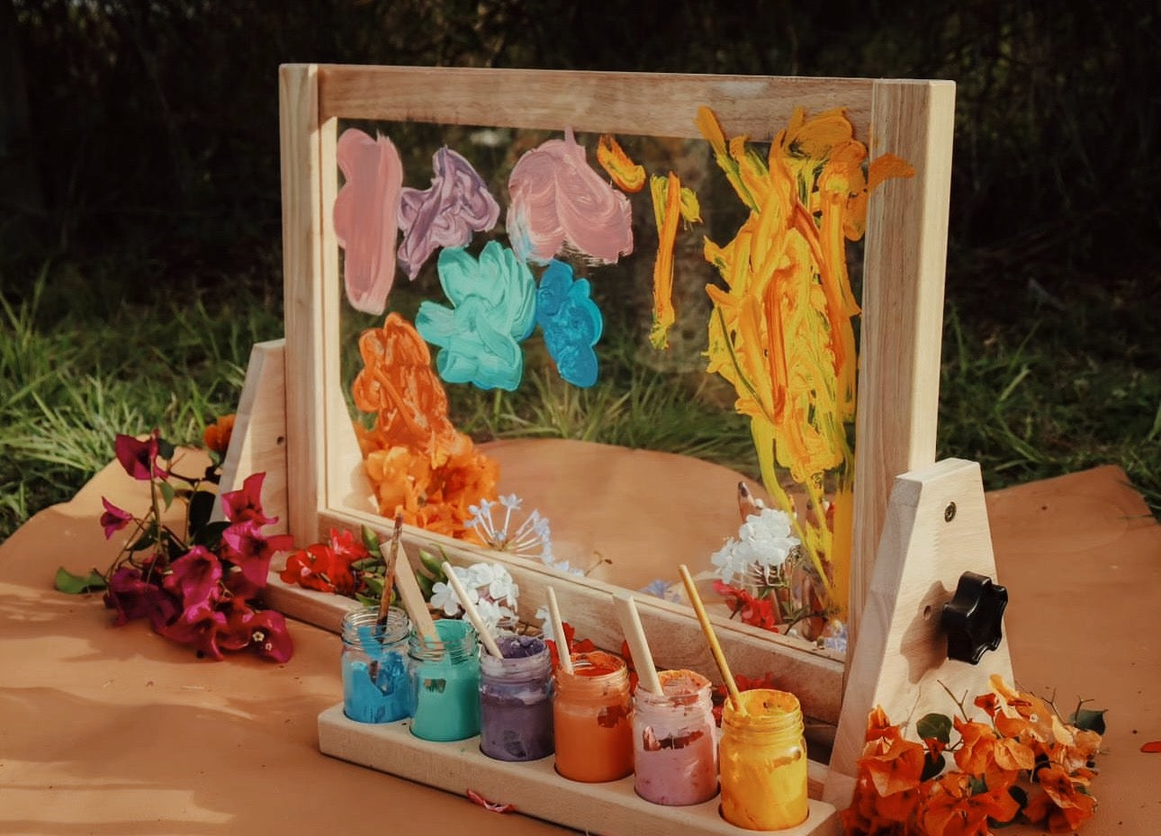 Qtoys 4 in 1 Table Easel