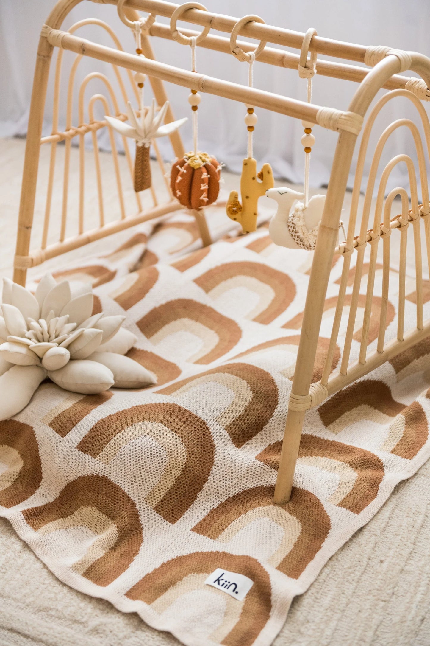 Kiin Baby Organic Cotton Knitted Blanket- Rainbow