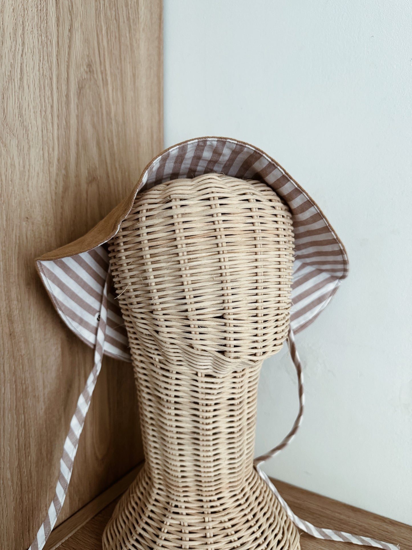 Exclusively hand sewn sunhat (Reversible) | Choco/Stripes