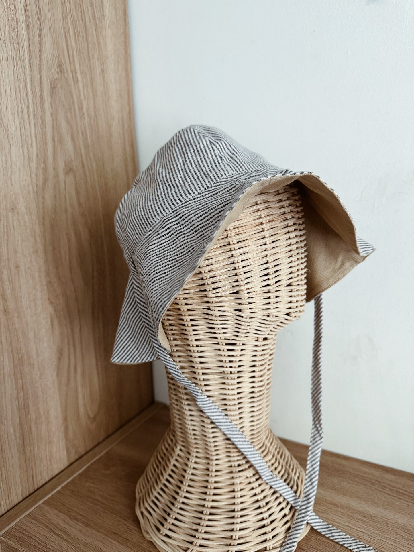 Exclusively hand sewn sunhat (Reversible) | Sand/Stripes