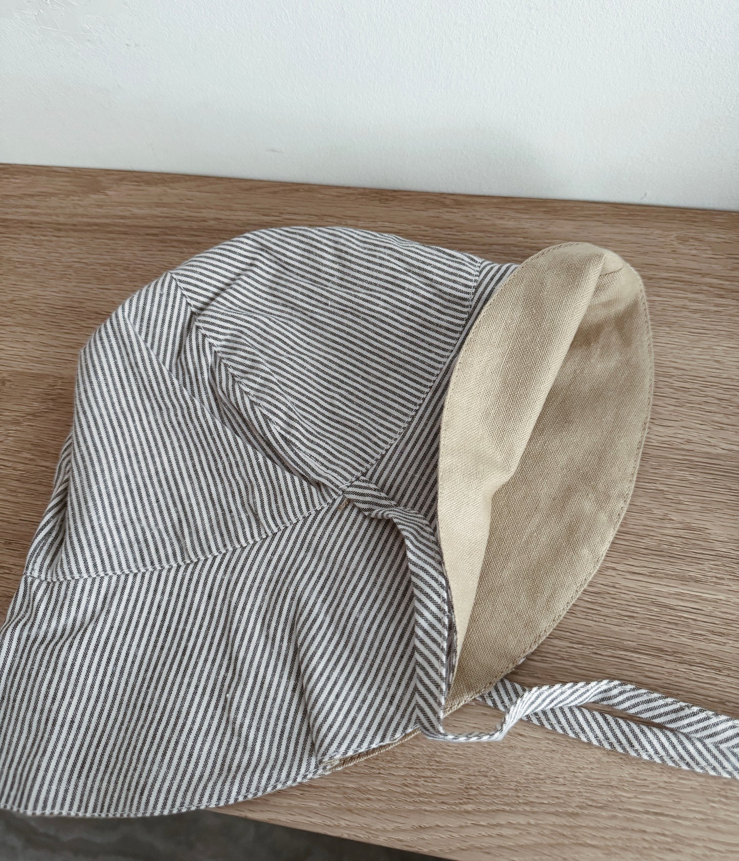 Exclusively hand sewn sunhat (Reversible) | Sand/Stripes