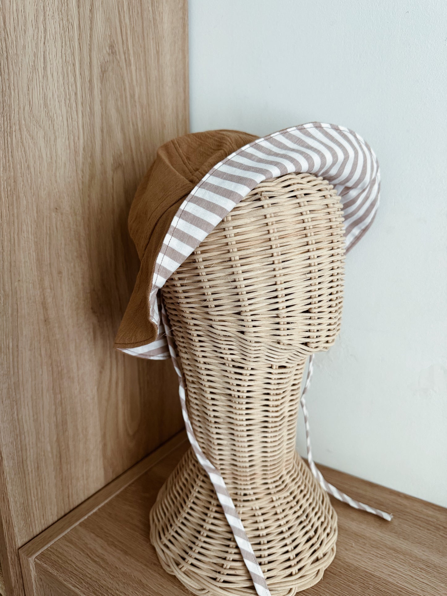 Exclusively hand sewn sunhat (Reversible) | Choco/Stripes