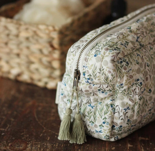 Avery Row Wash bag - Riverbank